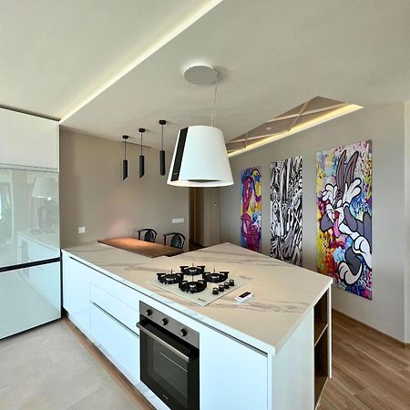 Ferienwohnung The Mirage Tangier - 3Br Luxury Sea View With Private Hammam & Jacuzzi Exterior foto