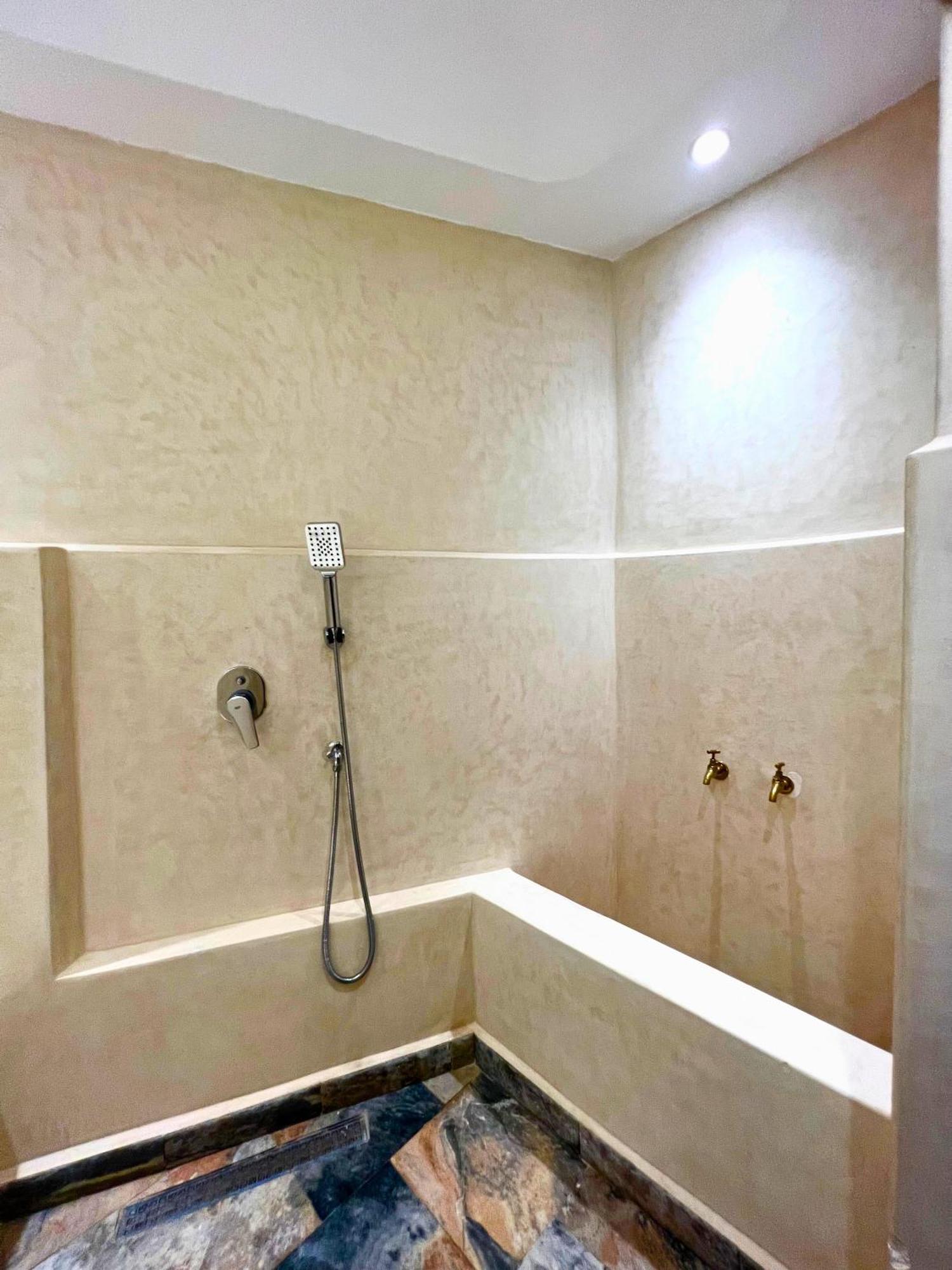 Ferienwohnung The Mirage Tangier - 3Br Luxury Sea View With Private Hammam & Jacuzzi Exterior foto